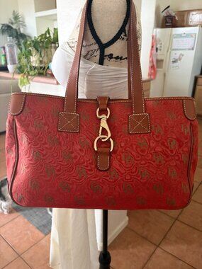 Y2K Dooney & Bourke Red Signature Jacquard Handbag/Tote